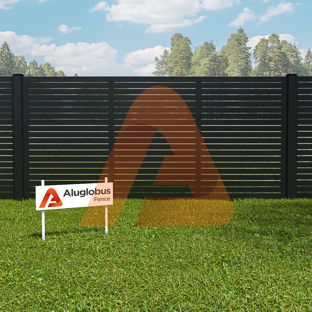 Horizontal aluminum driveway gate by Aluglobus Fence set against a natural forest backdrop, showcasing lightweight and durable design
