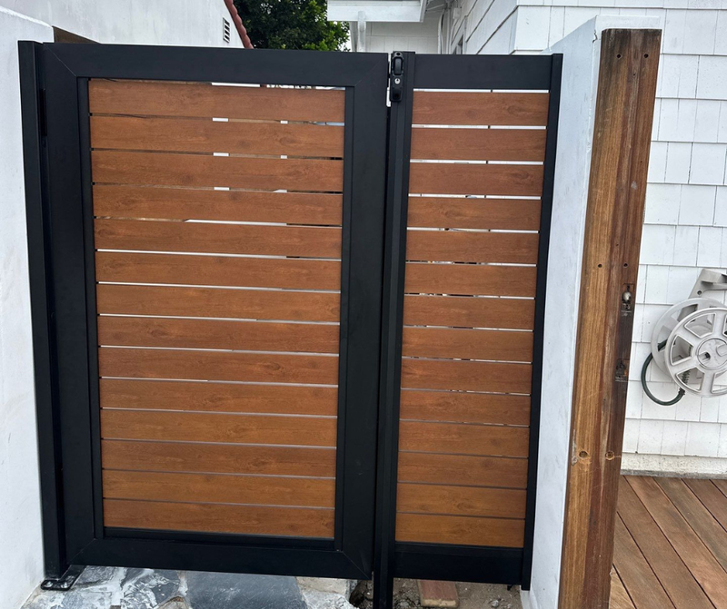 Aluminum gate installation view