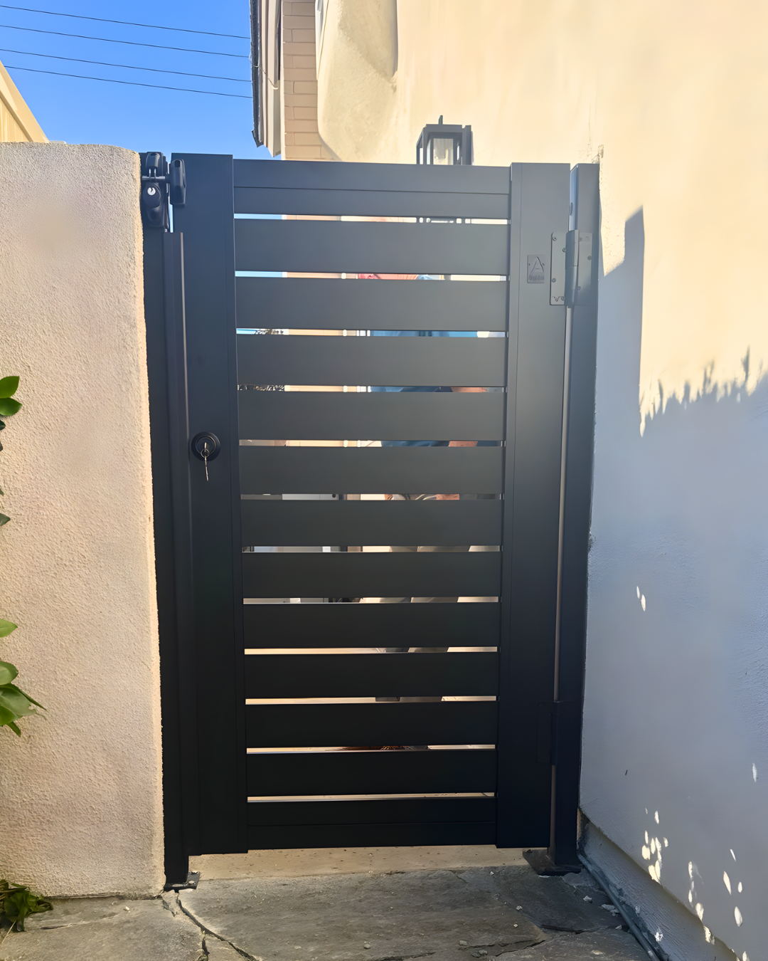 Aluglobus gate frame and infill assembly diagram
