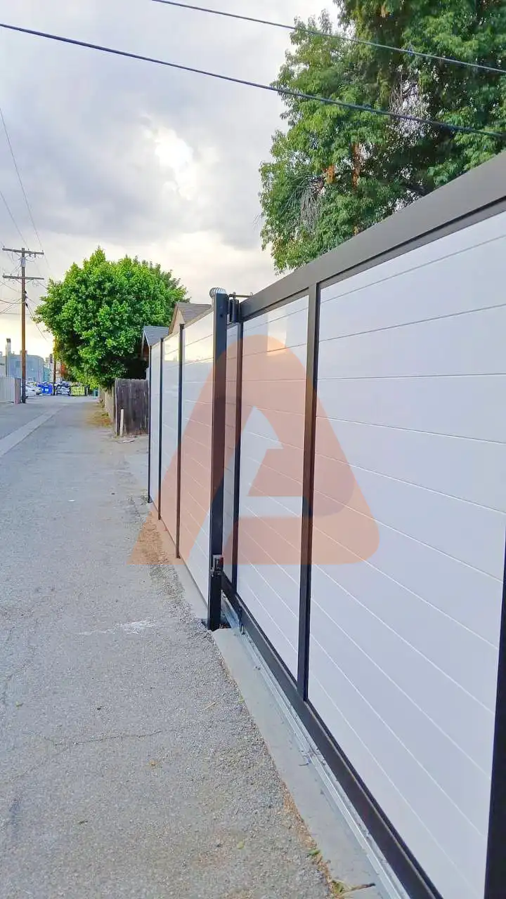 photo 5 2025 02 06 08 45 39 | Transform Your Space With Durable Aluminum White Vinyl Fencing | Aluglobusfence.com