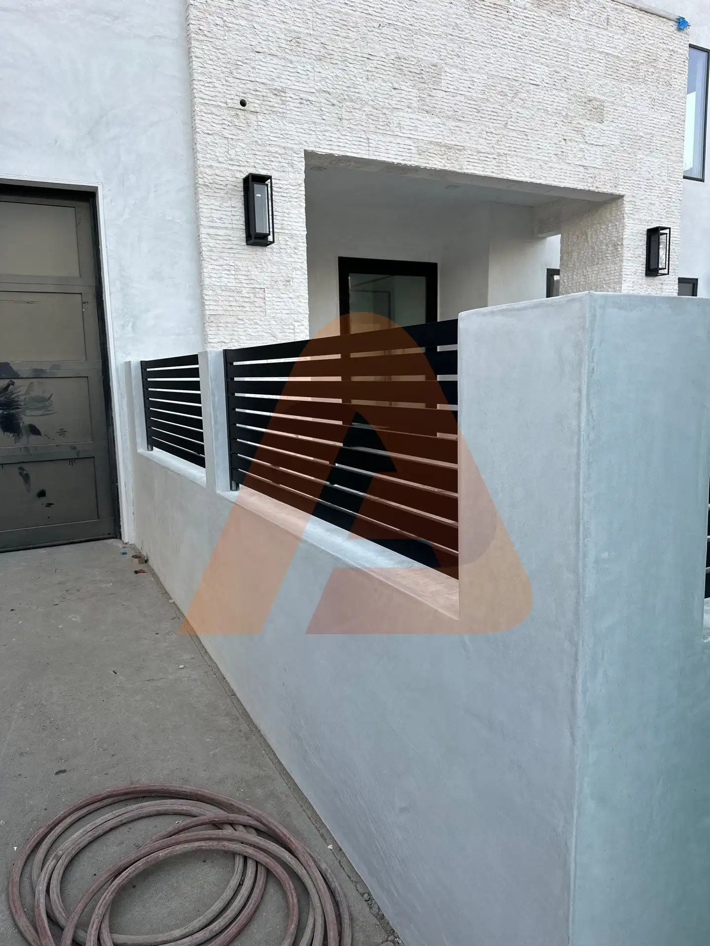 photo 4 2025 02 27 20 19 43 | Aluminum Wall Topper from AluGlobus: The Ultimate Privacy and Security Solution | Aluglobusfence.com