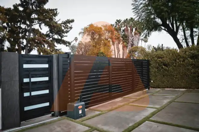 Customization Options | Fence Hardware in Orange County | Aluglobusfence.com