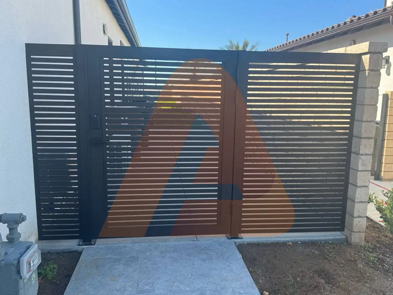 Premium-Grade Materials | Stylish and Durable Entrance & Driveway Gates for Oregon Homes | Aluglobusfence.com