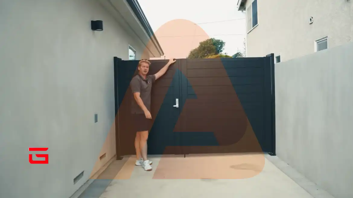 Trusted by Homeowners & Contractors | Stylish and Durable Entrance & Driveway Gates for Oregon Homes | Aluglobusfence.com
